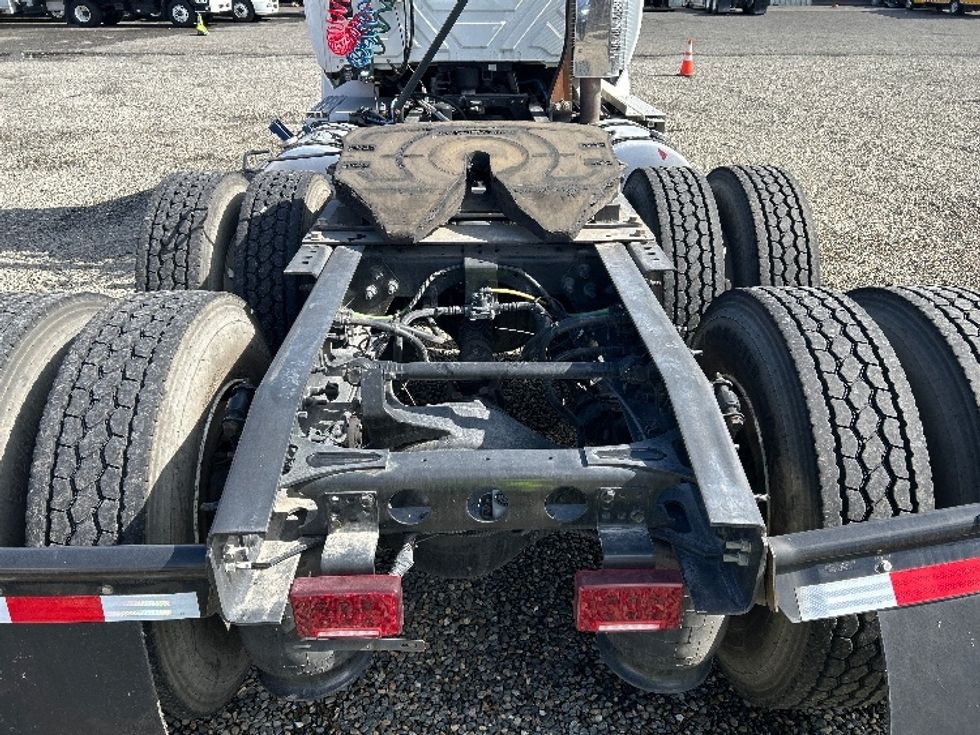 Day Cab Tractor-Heavy Duty Tractors-International-2021-RH613-West Sacramento-CA-44,001\n\t\tmiles-$ 38,000 - Image 6