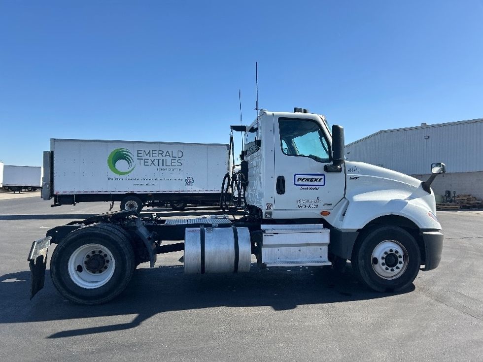 Day Cab Tractor-Heavy Duty Tractors-International-2022-LT625-Ceres-CA-205,982\n\t\tmiles-$ 34,250 - Image 8