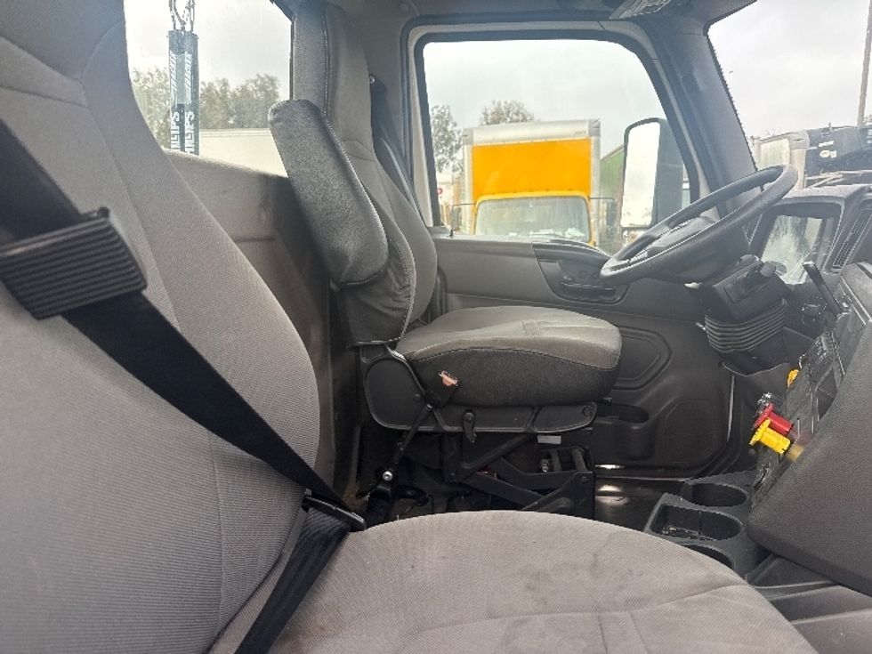 Day Cab Tractor-Heavy Duty Tractors-International-2022-LT625-Fresno-CA-264,237\n\t\tmiles-$ 33,250 - Image 14