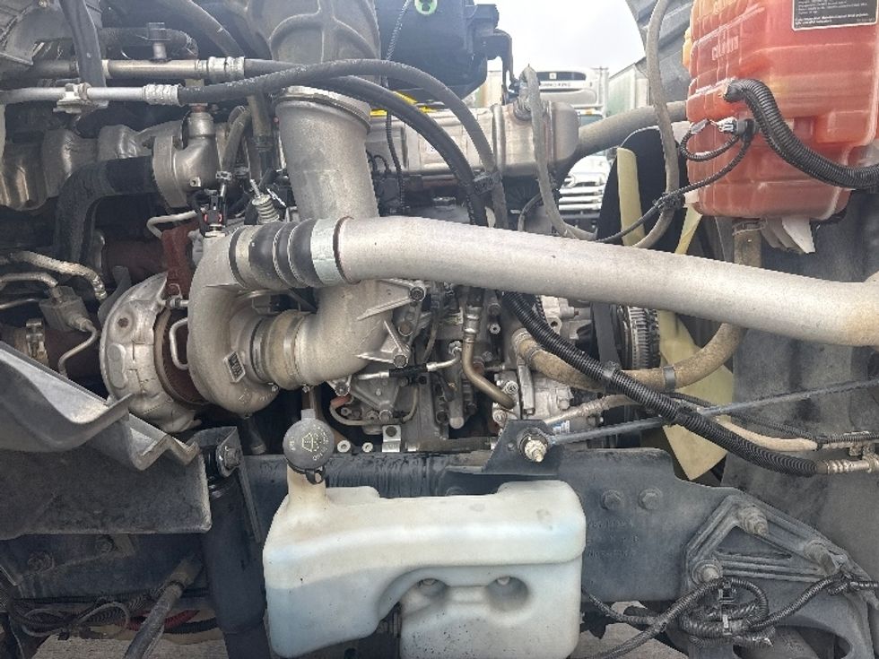 Day Cab Tractor-Heavy Duty Tractors-International-2022-LT625-Fresno-CA-264,237\n\t\tmiles-$ 33,250 - Image 15
