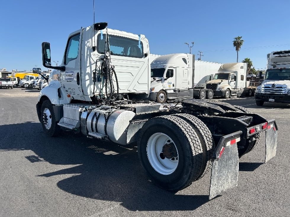 Day Cab Tractor-Heavy Duty Tractors-International-2022-LT625-Fresno-CA-283,838\n\t\tmiles-$ 30,500 - Image 5
