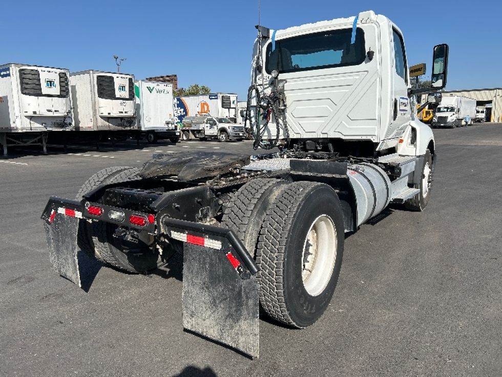 Day Cab Tractor-Heavy Duty Tractors-International-2022-LT625-Fresno-CA-283,838\n\t\tmiles-$ 30,500 - Image 7
