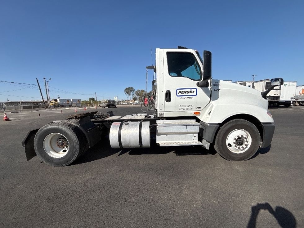 Day Cab Tractor-Heavy Duty Tractors-International-2022-LT625-Fresno-CA-284,347\n\t\tmiles-$ 30,500 - Image 8
