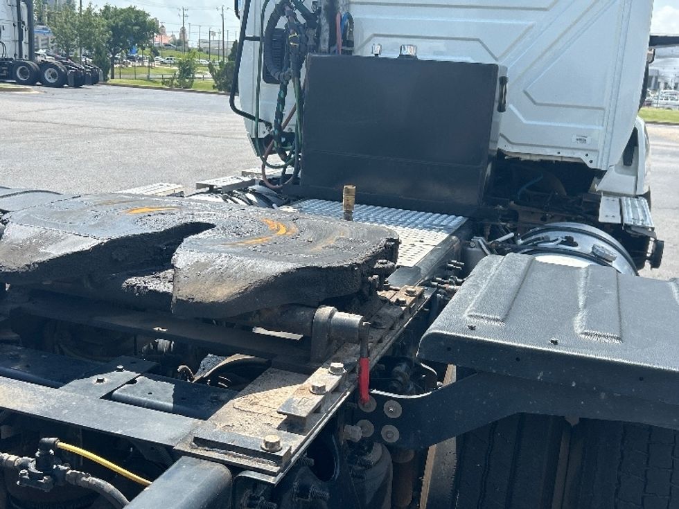 Day Cab Tractor-Heavy Duty Tractors-International-2022-LT625-Oklahoma City-OK-360,983\n\t\tmiles-$ 38,750 - Image 18