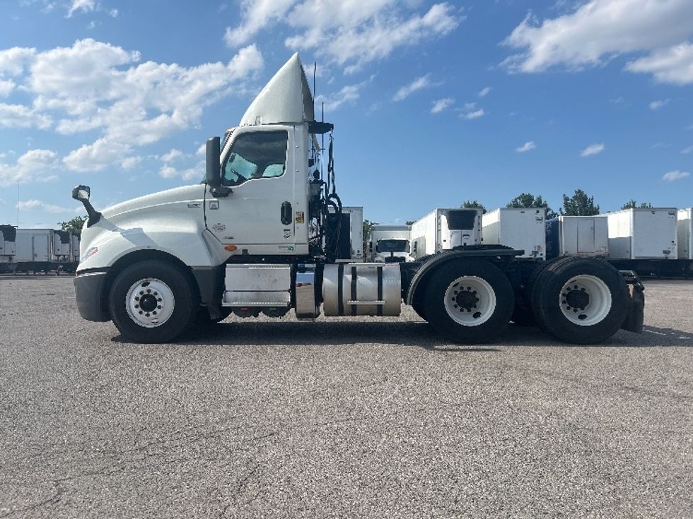 Day Cab Tractor-Heavy Duty Tractors-International-2022-LT625-Oklahoma City-OK-360,983\n\t\tmiles-$ 38,750 - Image 4