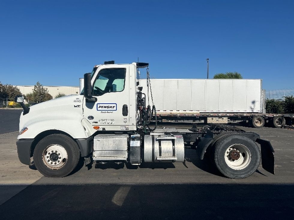 Day Cab Tractor-Heavy Duty Tractors-International-2022-LT625-West Sacramento-CA-311,886\n\t\tmiles-$ 29,250 - Image 4