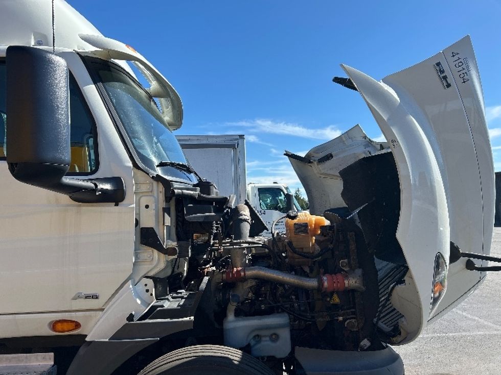 Day Cab Tractor-Heavy Duty Tractors-International-2022-RH613-Albany-NY-416,521\n\t\tmiles-$ 33,250 - Image 15