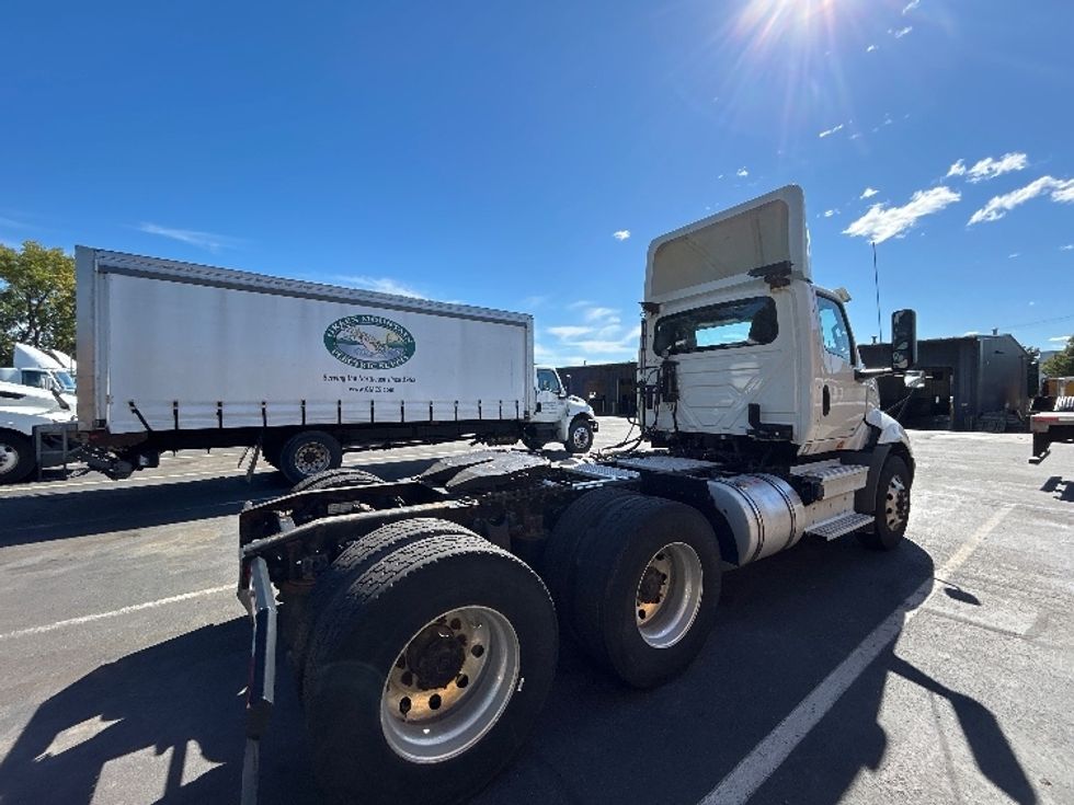 Day Cab Tractor-Heavy Duty Tractors-International-2022-RH613-Albany-NY-416,521\n\t\tmiles-$ 33,250 - Image 7