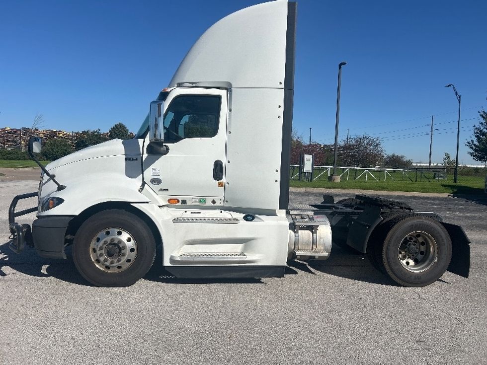 Day Cab Tractor-Heavy Duty Tractors-International-2022-RH613-Davenport-IA-462,698\n\t\tmiles-$ 25,500 - Image 4