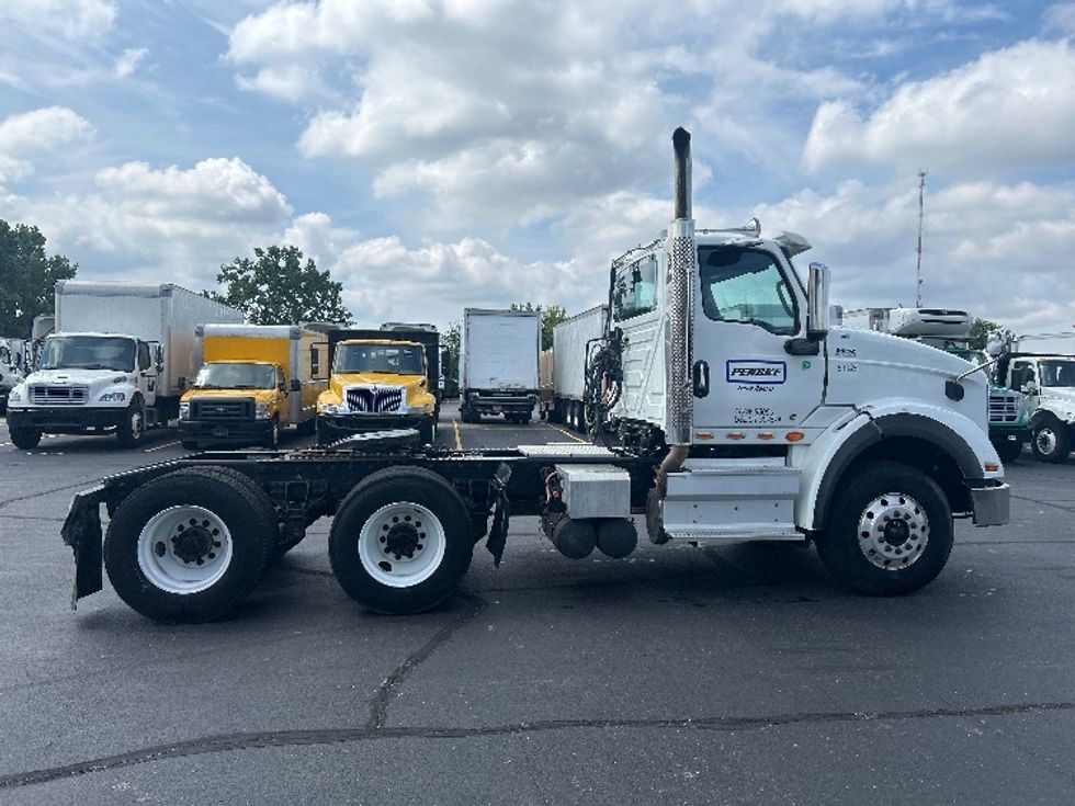 Day Cab Tractor-Heavy Duty Tractors-International-2023-HX620-Indianapolis-IN-133,918\n\t\tmiles-$ 103,750 - Image 8
