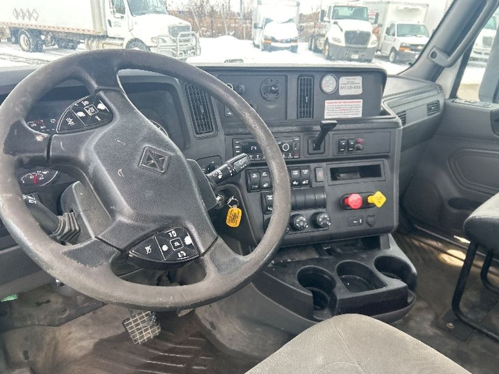Day Cab Tractor-Heavy Duty Tractors-International-2023-LT625-Cadillac-MI-364,556\n\t\tmiles-$ 43,750 - Image 10