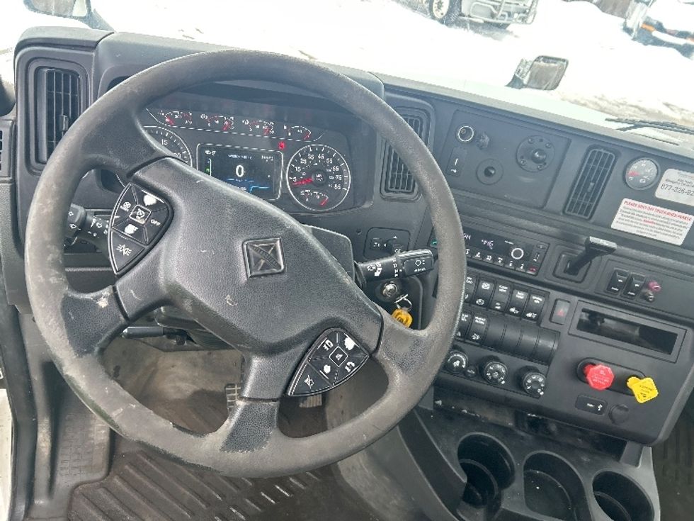 Day Cab Tractor-Heavy Duty Tractors-International-2023-LT625-Cadillac-MI-364,556\n\t\tmiles-$ 43,750 - Image 11