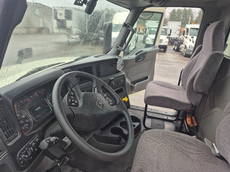 Day Cab Tractor-Heavy Duty Tractors-International-2023-LT625-Cookeville-TN-71,813\n\t\tmiles-$ 96,250 - Image 10