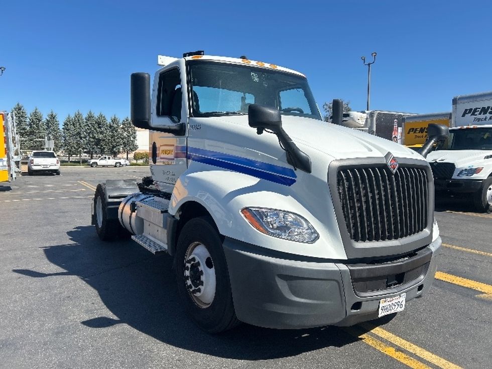 Day Cab Tractor-Heavy Duty Tractors-International-2023-LT625-Fontana-CA-148,913\n\t\tmiles-$ 52,500 - Image 1