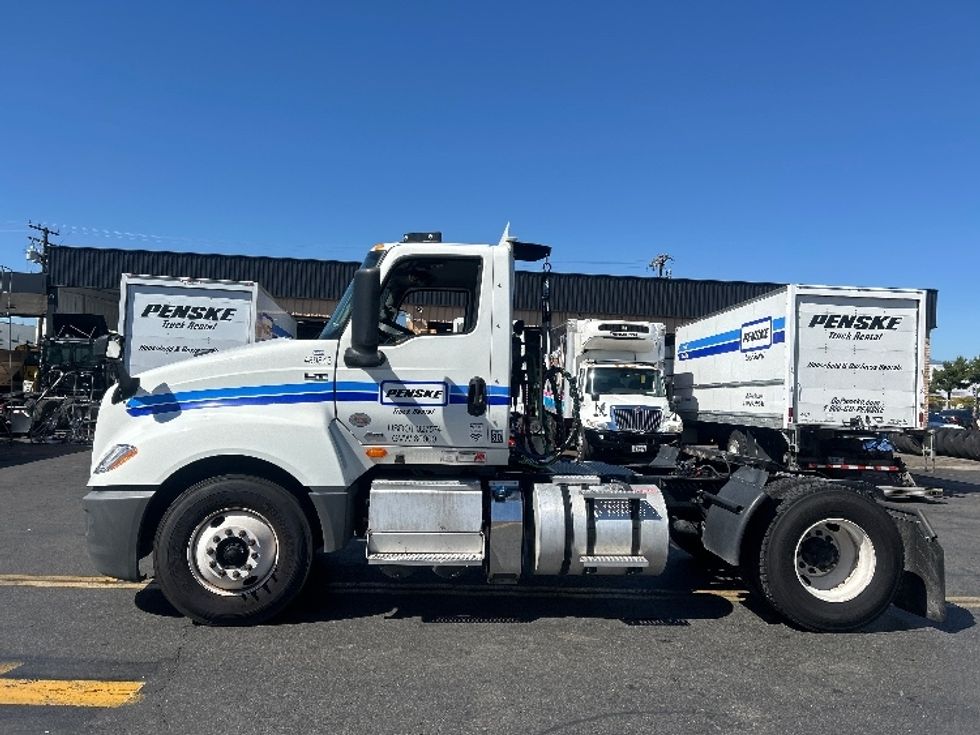 Day Cab Tractor-Heavy Duty Tractors-International-2023-LT625-Fontana-CA-148,913\n\t\tmiles-$ 52,500 - Image 4