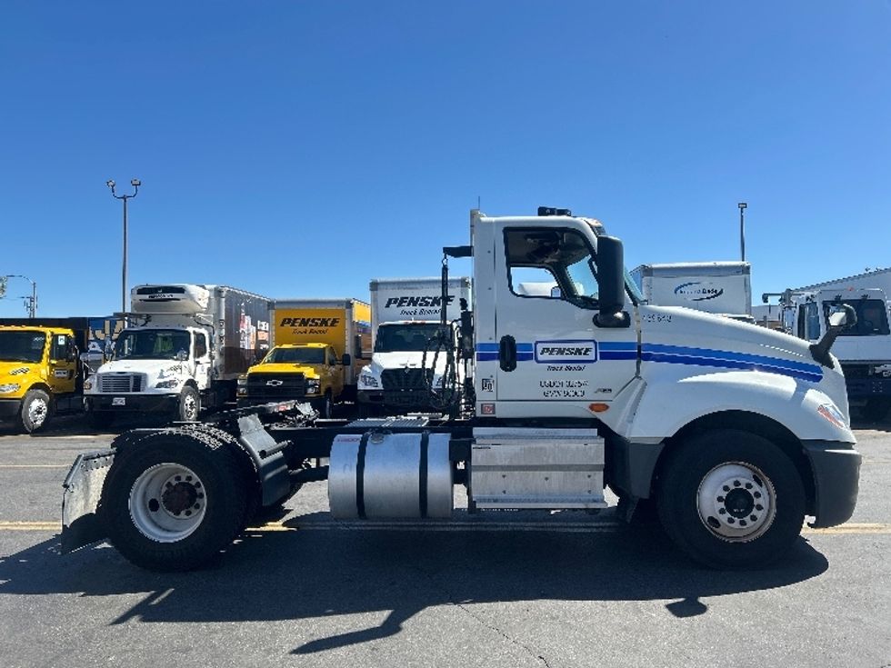Day Cab Tractor-Heavy Duty Tractors-International-2023-LT625-Fontana-CA-148,913\n\t\tmiles-$ 52,500 - Image 8