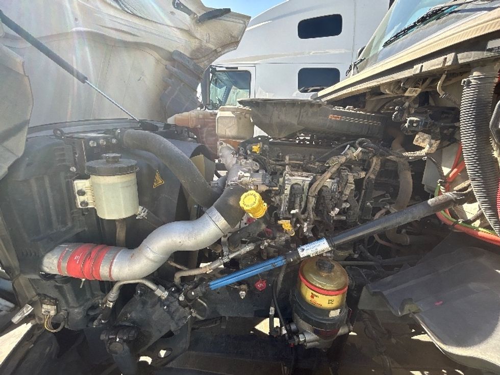 Day Cab Tractor-Heavy Duty Tractors-International-2023-LT625-Fresno-CA-149,861\n\t\tmiles-$ 52,000 - Image 15