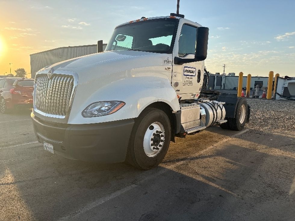 Day Cab Tractor-Heavy Duty Tractors-International-2023-LT625-Fresno-CA-149,861\n\t\tmiles-$ 52,000 - Image 3