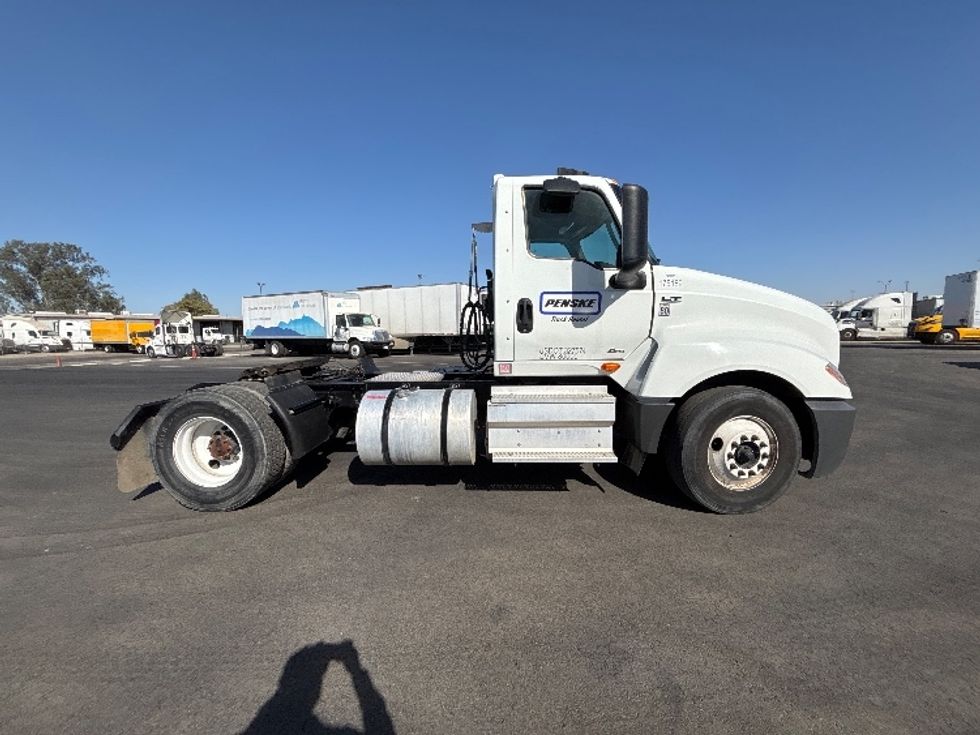 Day Cab Tractor-Heavy Duty Tractors-International-2023-LT625-Fresno-CA-183,036\n\t\tmiles-$ 53,000 - Image 8