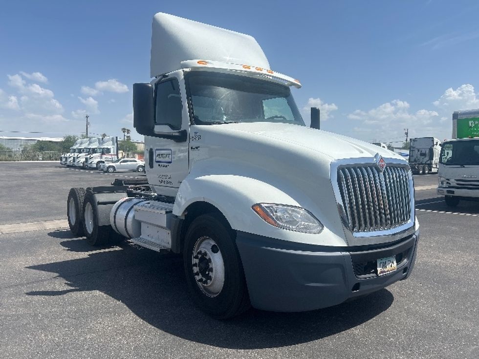 Day Cab Tractor-Heavy Duty Tractors-International-2023-LT625-Phoenix-AZ-219,569\n\t\tmiles-$ 52,500 - Image 1