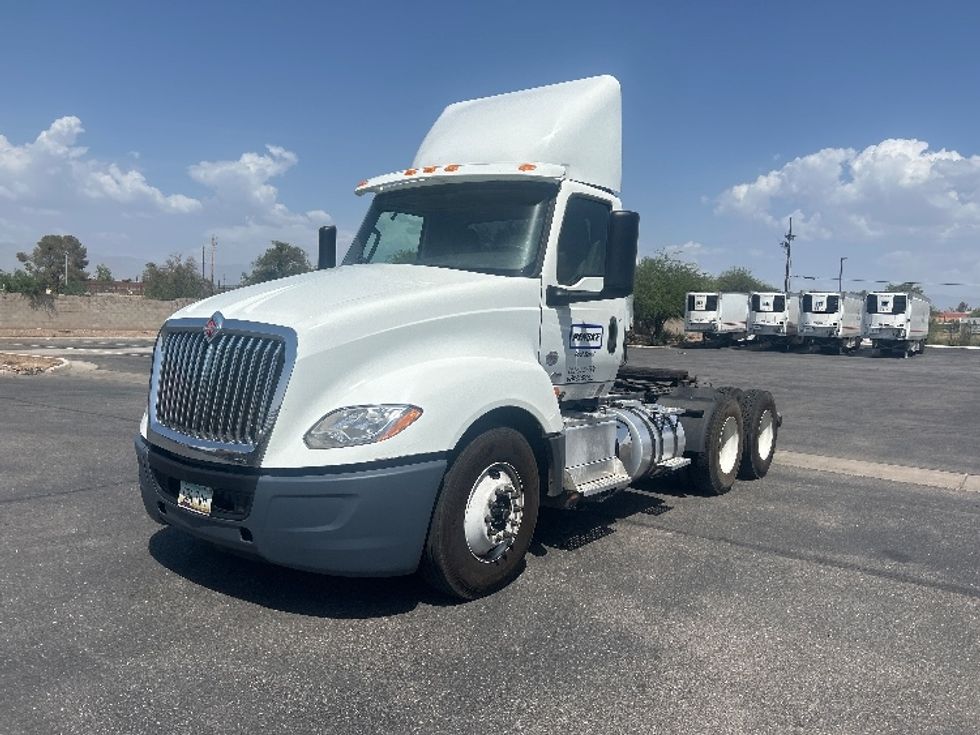 Day Cab Tractor-Heavy Duty Tractors-International-2023-LT625-Phoenix-AZ-219,569\n\t\tmiles-$ 52,500 - Image 3