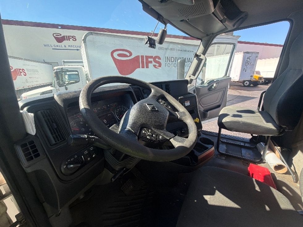 Day Cab Tractor-Heavy Duty Tractors-International-2023-LT625-Torrance-CA-165,700\n\t\tmiles-$ 53,250 - Image 10