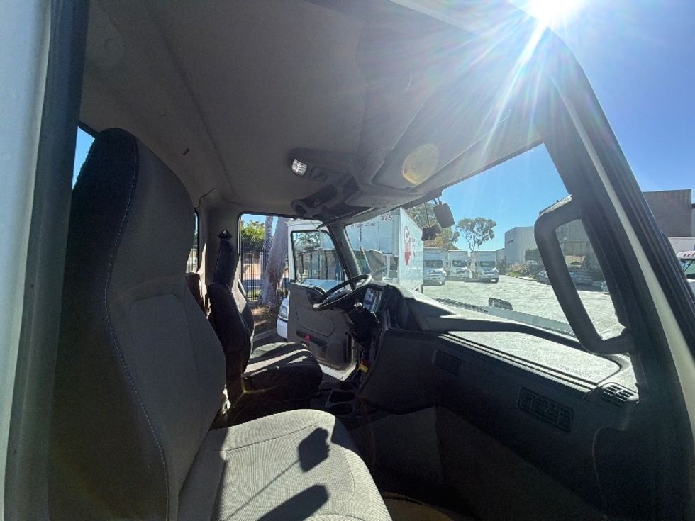 Day Cab Tractor-Heavy Duty Tractors-International-2023-LT625-Torrance-CA-165,700\n\t\tmiles-$ 53,250 - Image 14