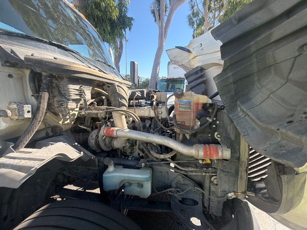 Day Cab Tractor-Heavy Duty Tractors-International-2023-LT625-Torrance-CA-165,700\n\t\tmiles-$ 53,250 - Image 15