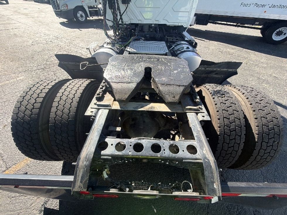 Day Cab Tractor-Heavy Duty Tractors-International-2023-LT625-Torrance-CA-165,700\n\t\tmiles-$ 53,250 - Image 6