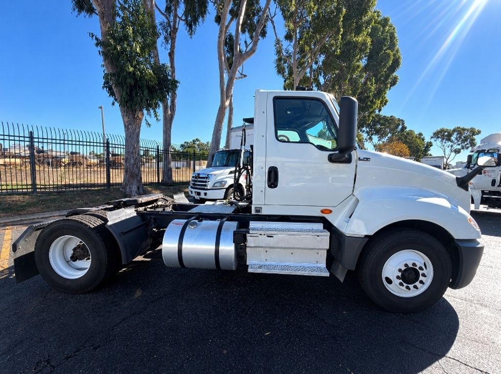Day Cab Tractor-Heavy Duty Tractors-International-2023-LT625-Torrance-CA-165,700\n\t\tmiles-$ 53,250 - Image 8