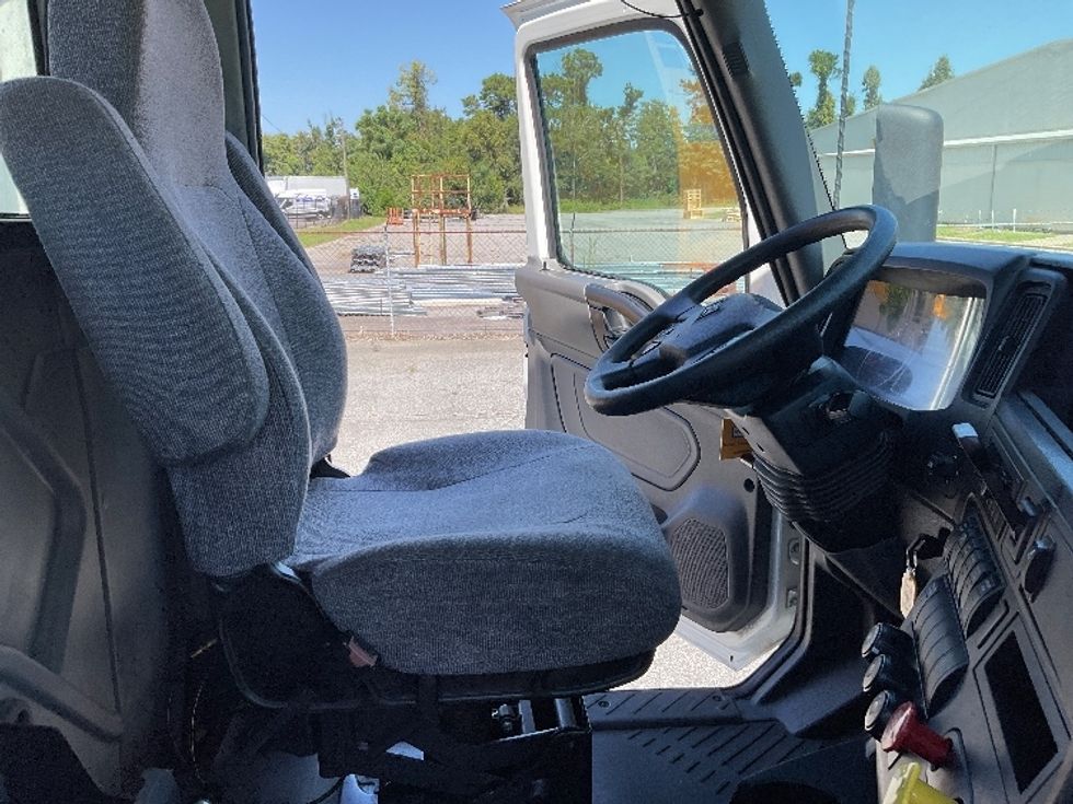 Day Cab Tractor-Heavy Duty Tractors-International-2023-RH613-Albany-GA-530,997\n\t\tmiles-$ 24,000 - Image 14
