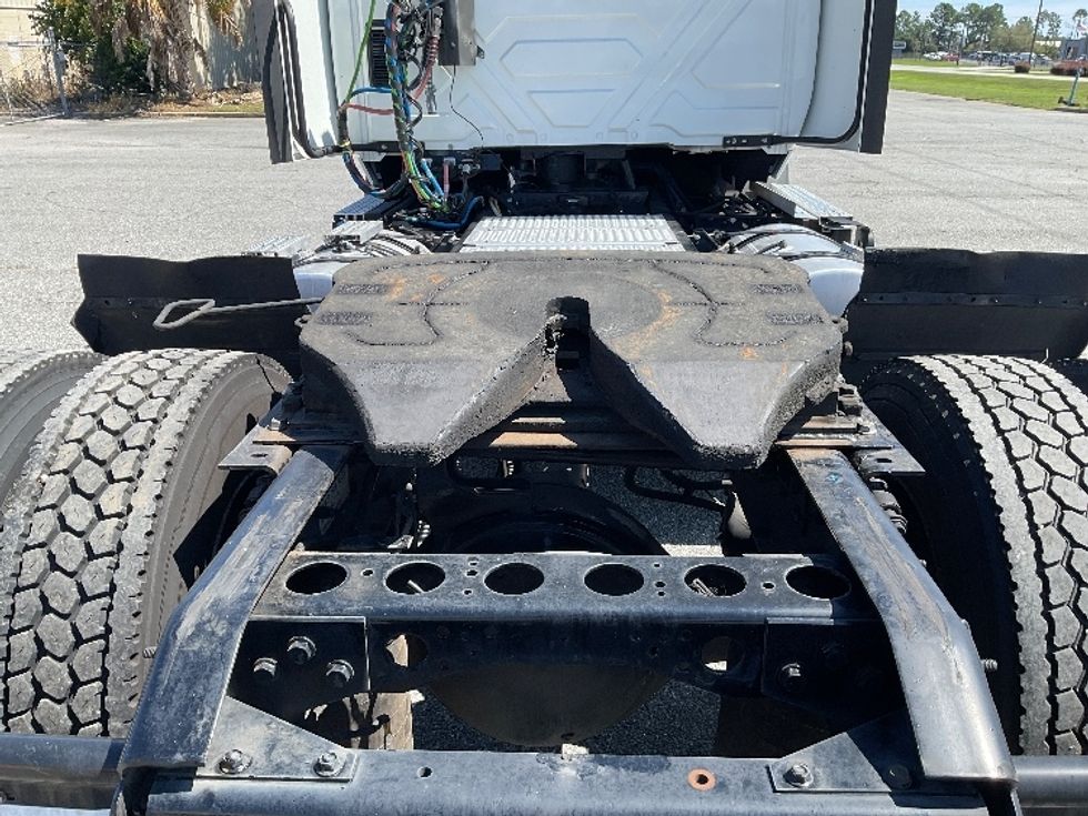 Day Cab Tractor-Heavy Duty Tractors-International-2023-RH613-Albany-GA-530,997\n\t\tmiles-$ 24,000 - Image 6