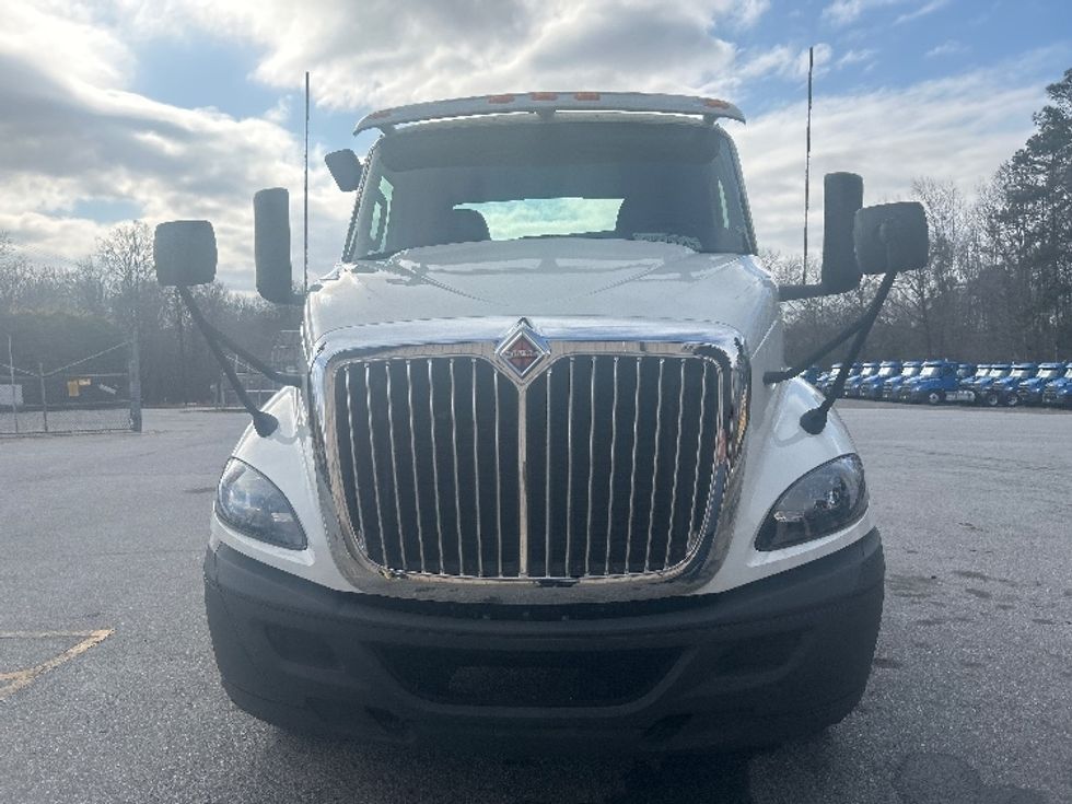 Day Cab Tractor-Heavy Duty Tractors-International-2023-RH613-Anderson-SC-95,828\n\t\tmiles-$ 66,250 - Image 2