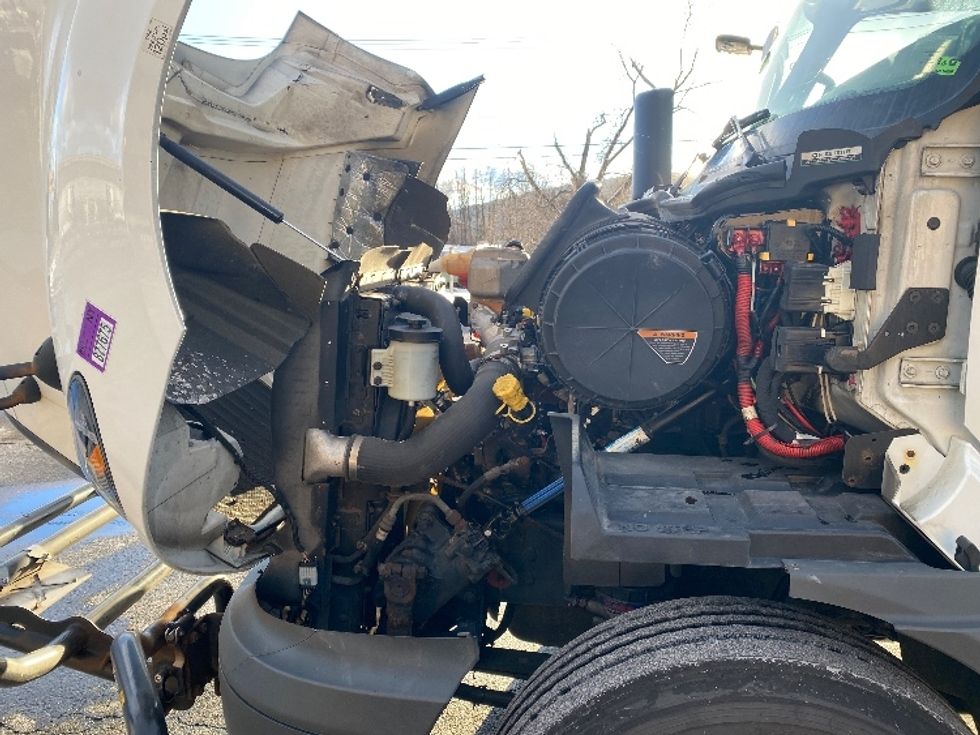 Day Cab Tractor-Heavy Duty Tractors-International-2023-RH613-Binghamton-NY-431,464\n\t\tmiles-$ 35,500 - Image 16