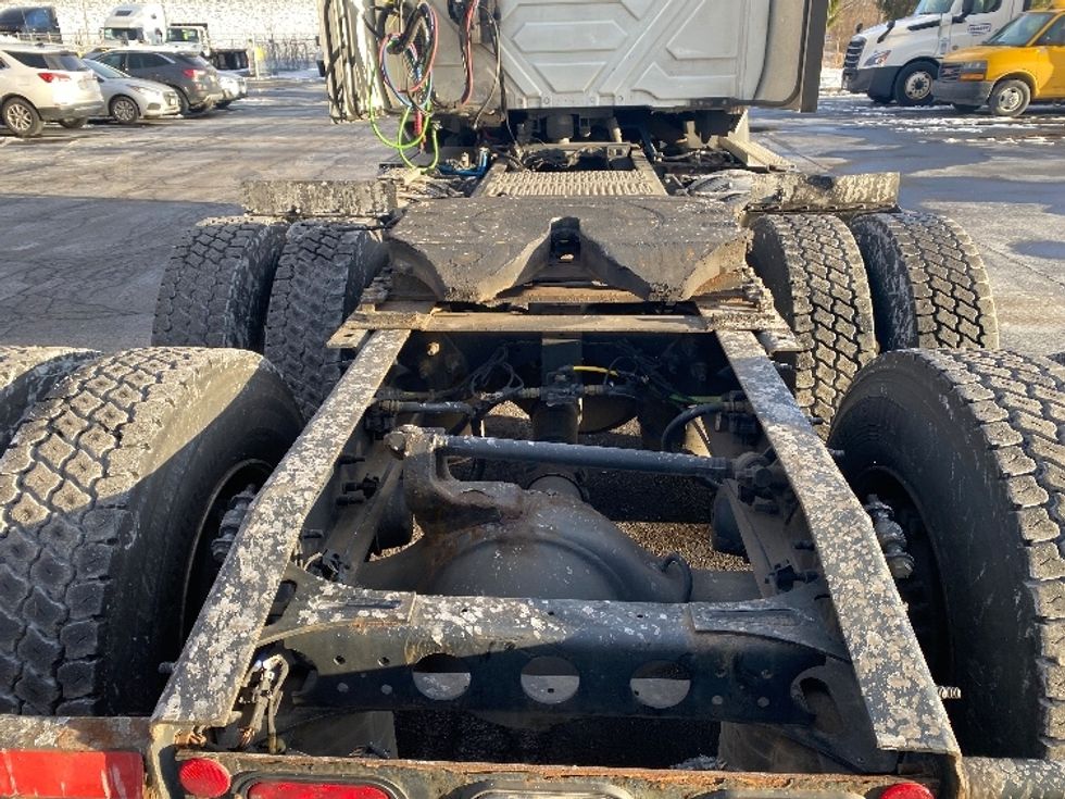 Day Cab Tractor-Heavy Duty Tractors-International-2023-RH613-Binghamton-NY-431,464\n\t\tmiles-$ 35,500 - Image 6