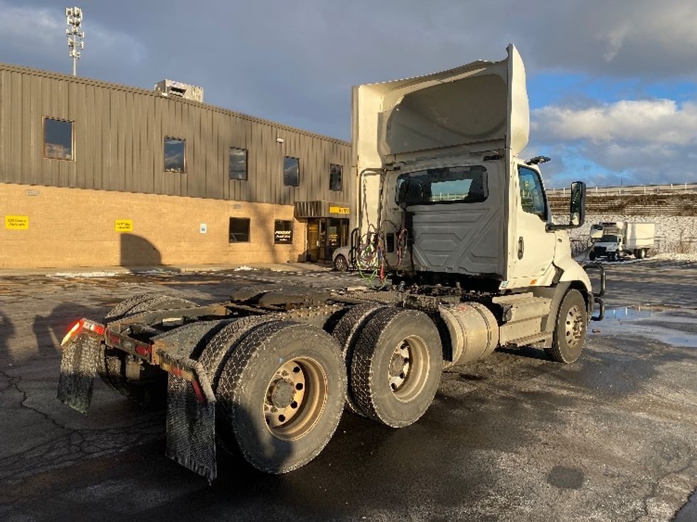 Day Cab Tractor-Heavy Duty Tractors-International-2023-RH613-Binghamton-NY-431,464\n\t\tmiles-$ 35,500 - Image 7