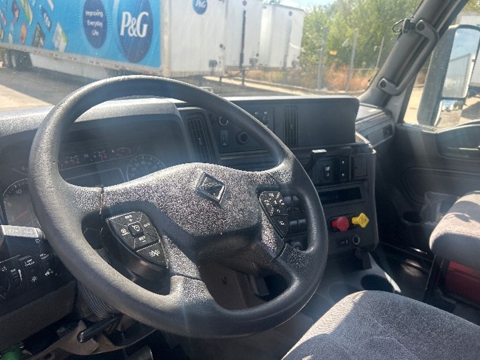 Day Cab Tractor-Heavy Duty Tractors-International-2023-RH613-Dallas-TX-416,896\n\t\tmiles-$ 49,500 - Image 10