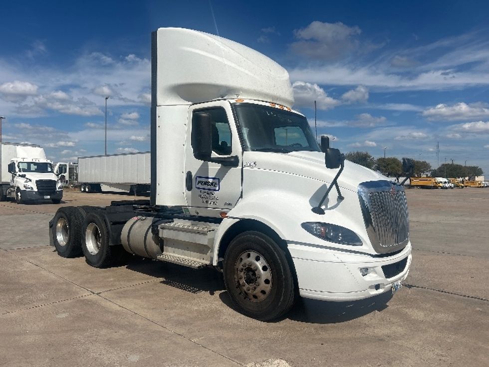 Day Cab Tractor-Heavy Duty Tractors-International-2023-RH613-Dallas-TX-416,896\n\t\tmiles-$ 49,500 - Image 3