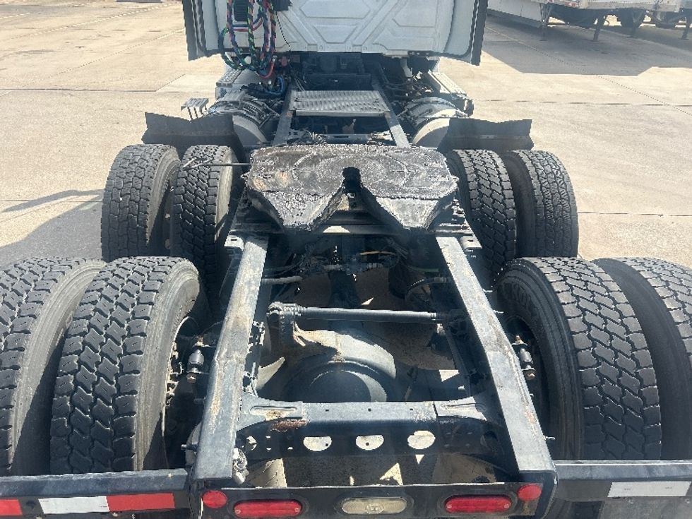 Day Cab Tractor-Heavy Duty Tractors-International-2023-RH613-Dallas-TX-416,896\n\t\tmiles-$ 49,500 - Image 6