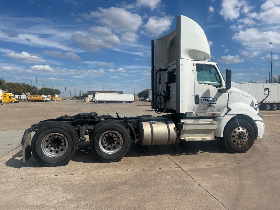 Day Cab Tractor-Heavy Duty Tractors-International-2023-RH613-Dallas-TX-416,896\n\t\tmiles-$ 49,500 - Image 8