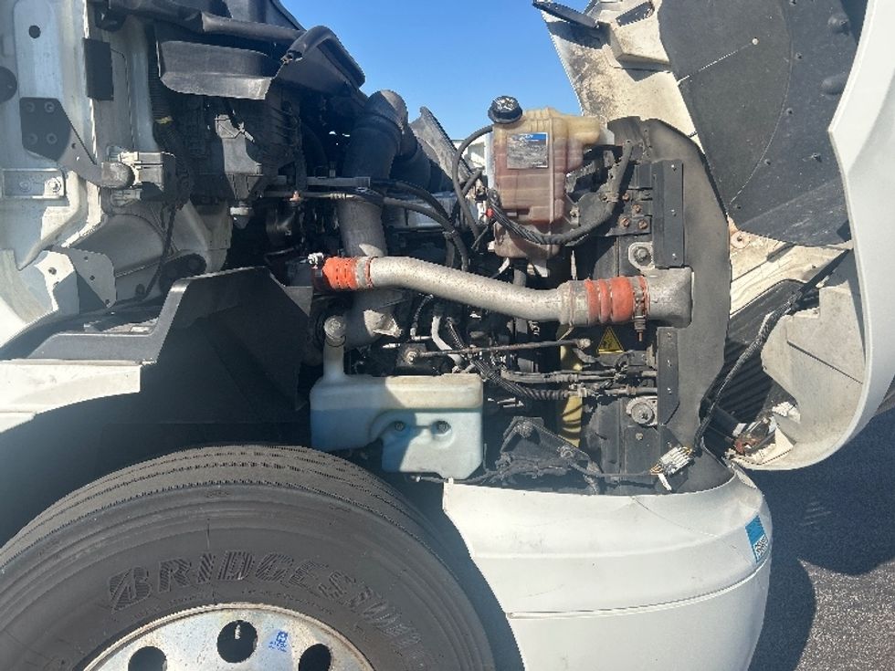 Day Cab Tractor-Heavy Duty Tractors-International-2023-RH613-Melrose Park-IL-565,529\n\t\tmiles-$ 32,250 - Image 15