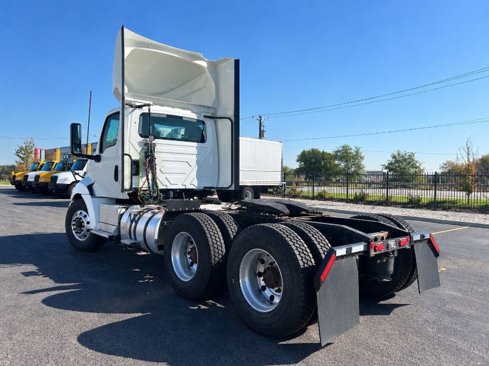 Day Cab Tractor-Heavy Duty Tractors-International-2023-RH613-Melrose Park-IL-565,529\n\t\tmiles-$ 32,250 - Image 5