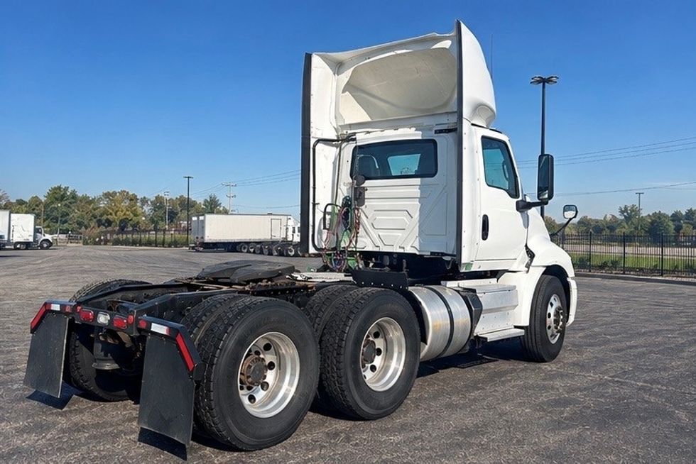 Day Cab Tractor-Heavy Duty Tractors-International-2023-RH613-Melrose Park-IL-565,529\n\t\tmiles-$ 32,250 - Image 7
