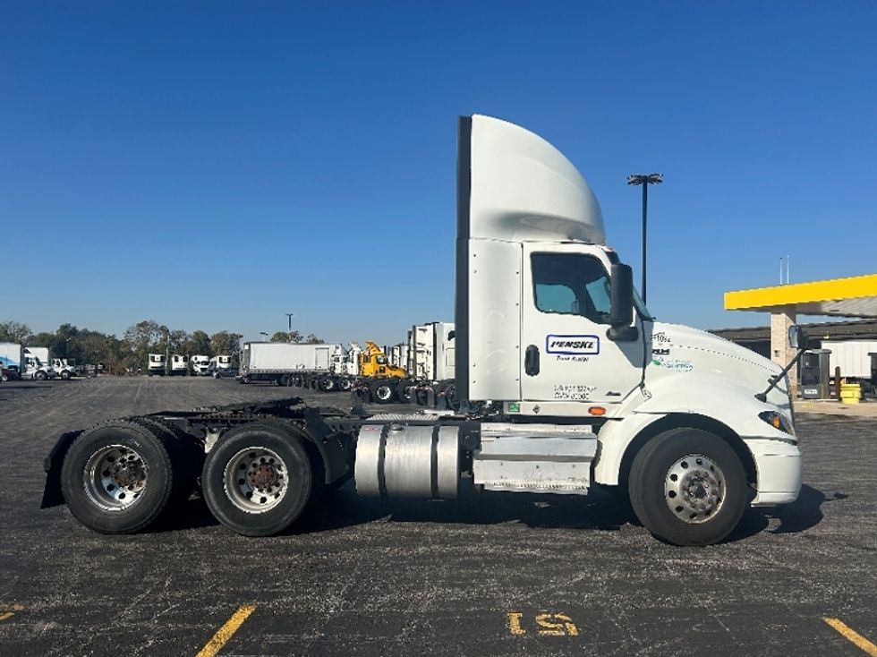 Day Cab Tractor-Heavy Duty Tractors-International-2023-RH613-Melrose Park-IL-565,529\n\t\tmiles-$ 32,250 - Image 8