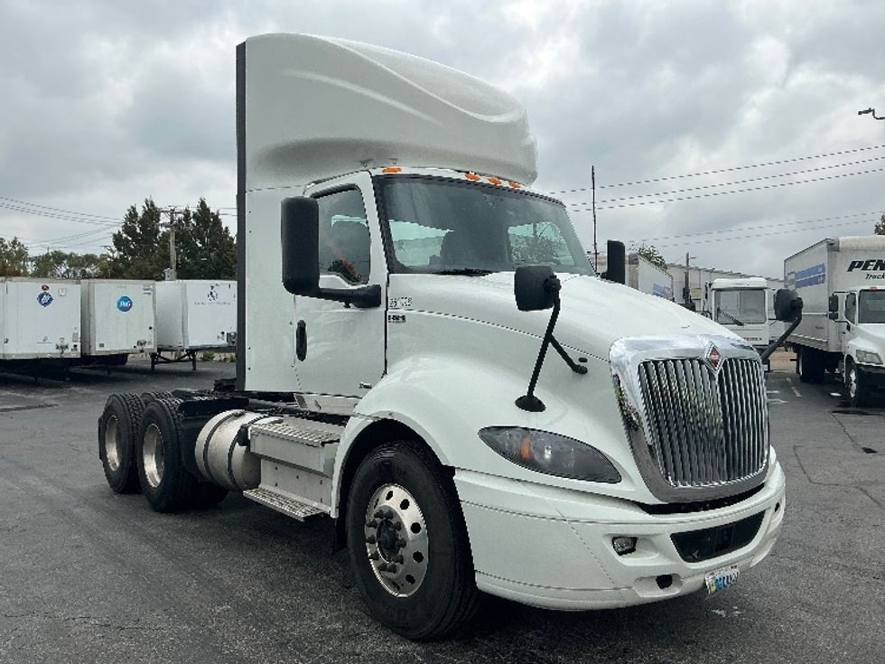 Day Cab Tractor-Heavy Duty Tractors-International-2023-RH613-Moberly-MO-435,043\n\t\tmiles-$ 44,250 - Image 1