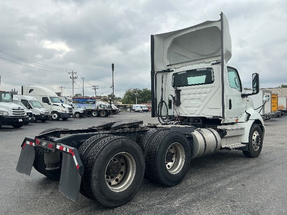 Day Cab Tractor-Heavy Duty Tractors-International-2023-RH613-Moberly-MO-435,043\n\t\tmiles-$ 44,250 - Image 7