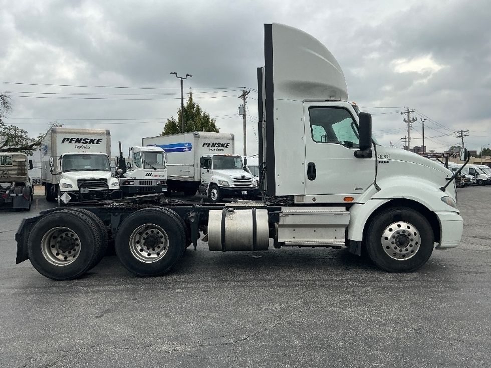 Day Cab Tractor-Heavy Duty Tractors-International-2023-RH613-Moberly-MO-435,043\n\t\tmiles-$ 44,250 - Image 8