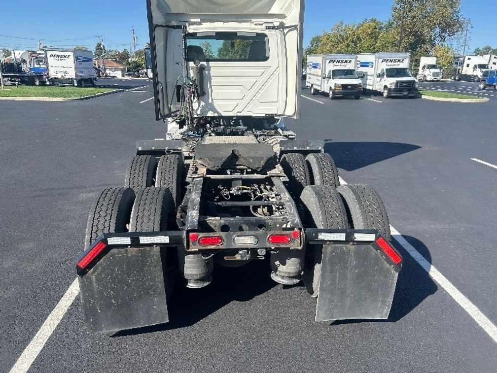 Day Cab Tractor-Heavy Duty Tractors-International-2023-RH613-Piqua-OH-674,127\n\t\tmiles-$ 32,000 - Image 6