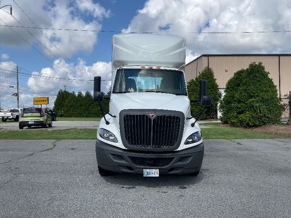 Day Cab Tractor-Heavy Duty Tractors-International-2023-RH613-Valdosta-GA-353,882\n\t\tmiles-$ 32,750 - Image 2