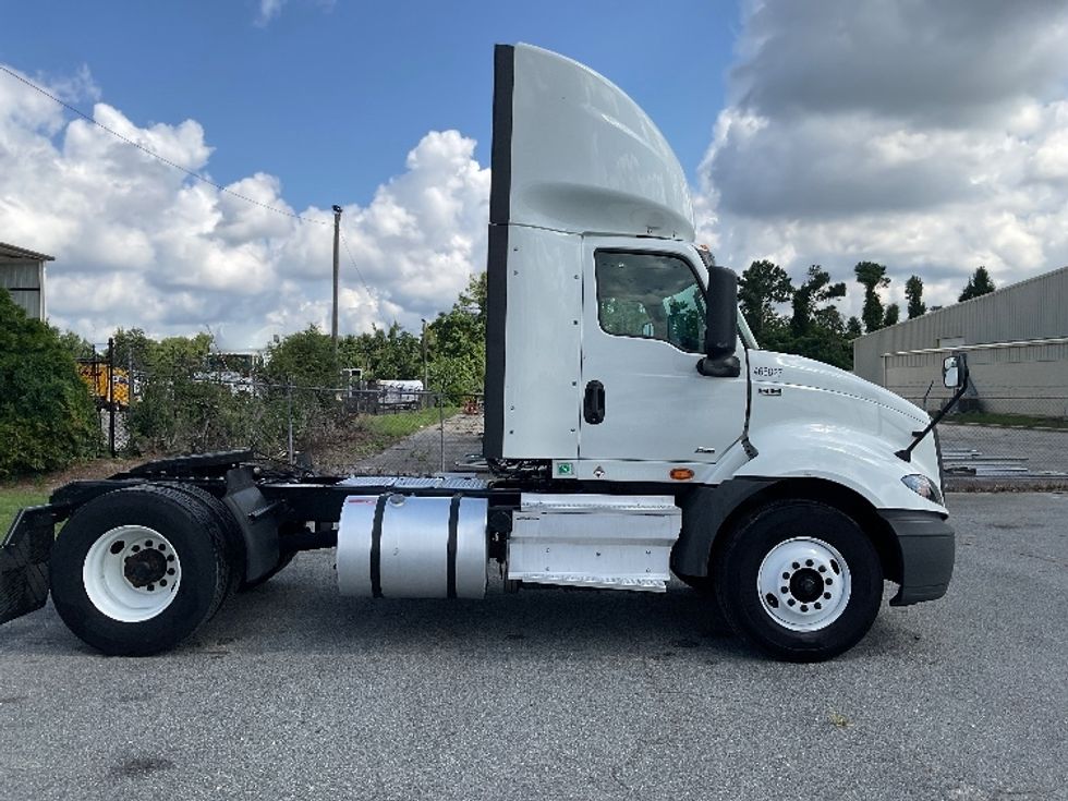 Day Cab Tractor-Heavy Duty Tractors-International-2023-RH613-Valdosta-GA-353,882\n\t\tmiles-$ 32,750 - Image 8